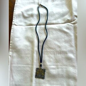 Medallion necklace with fabric